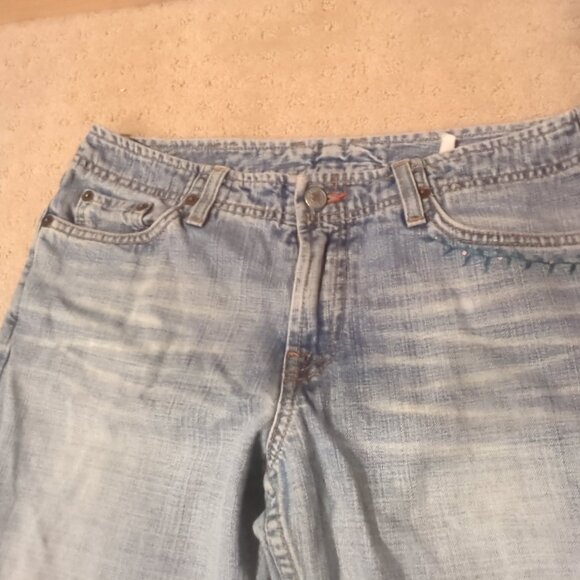 Lucky Brand Embroidered Jeans (Flowers on Pockets) - Picture 4 of 14